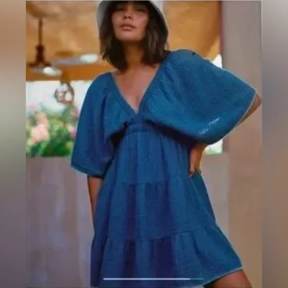 Aerie Gauze V-Neck Blue Dress
Size XS - Picture 1 of 6